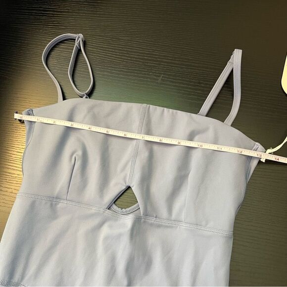 ✨ Blogilates Women's Peekaboo Onesie Flare Active Jumpsuit ~ Troposhere XS NWT - Picture 10 of 12